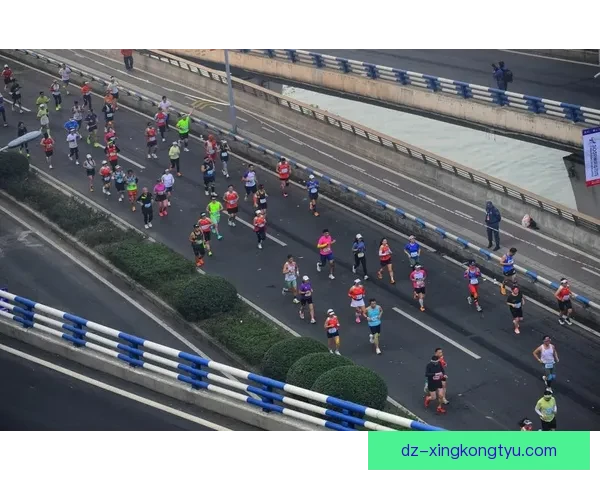 重庆马拉松悲剧回应跑者身亡